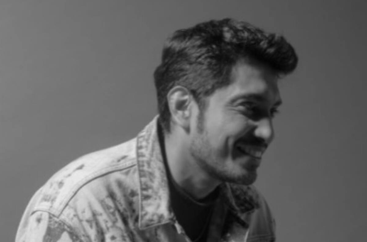 Tenoch Huerta rinde homenaje a la cultura azteca en el traje que usará para 'Black Panther 2'