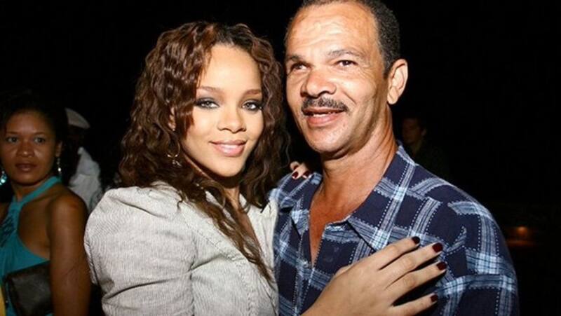 El padre de Rihanna no tiene entradas para el juego - Créditos: Twitter