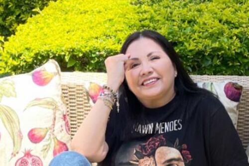 Critican a Ana Gabriel por negarse a recibir regalos de sus fans durante su gira por Latinoamérica