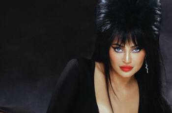 Acusan a Kylie Jenner de exagerar la edición de sus fotos de Halloween