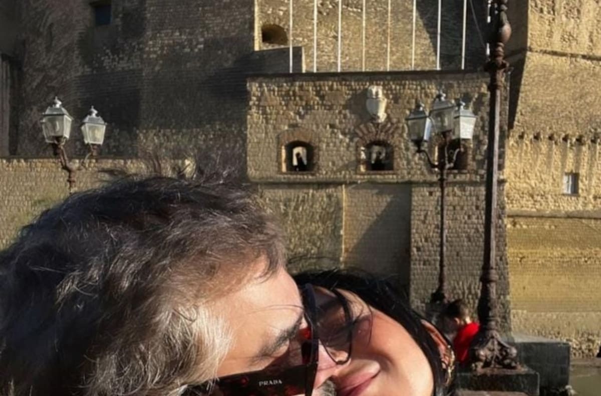 Alejandro Fernández vive unas románticas vacaciones con su novia en un lugar de ensueño