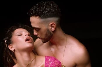 Tras sensual video de C. Tangana y Nathy Peluso en una catedral, harán misa para purificar el pecado