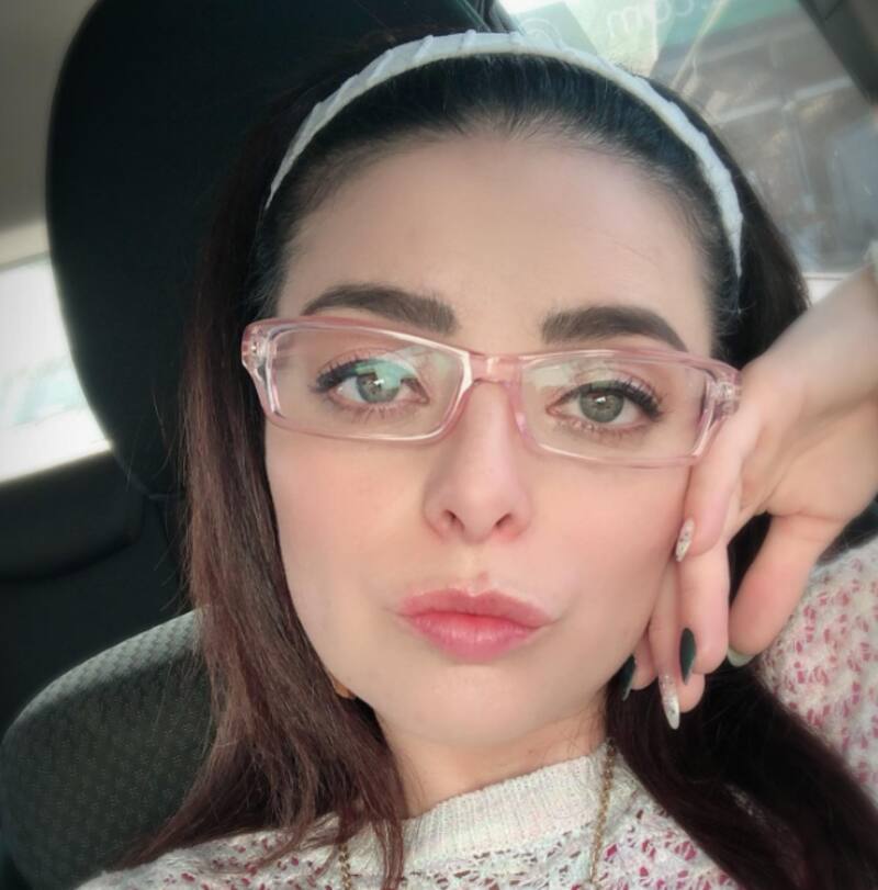 Critican a Violeta Isfel por convivir con Eleazar - Créditos: Instagram