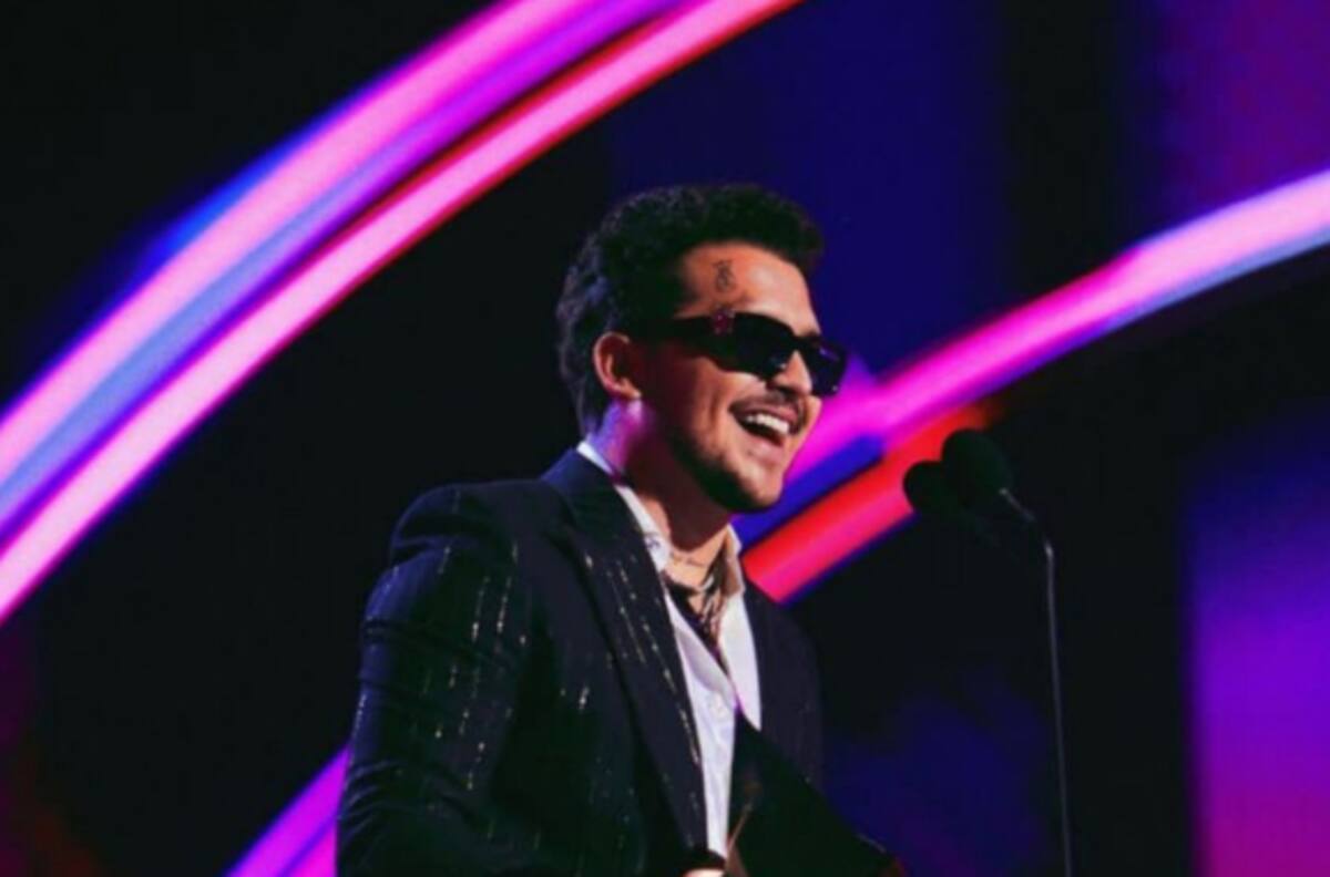 Lugar que ocupó Santa Fe Klan en 'Black Panther 2' iba a ser para Christian Nodal, aseguran