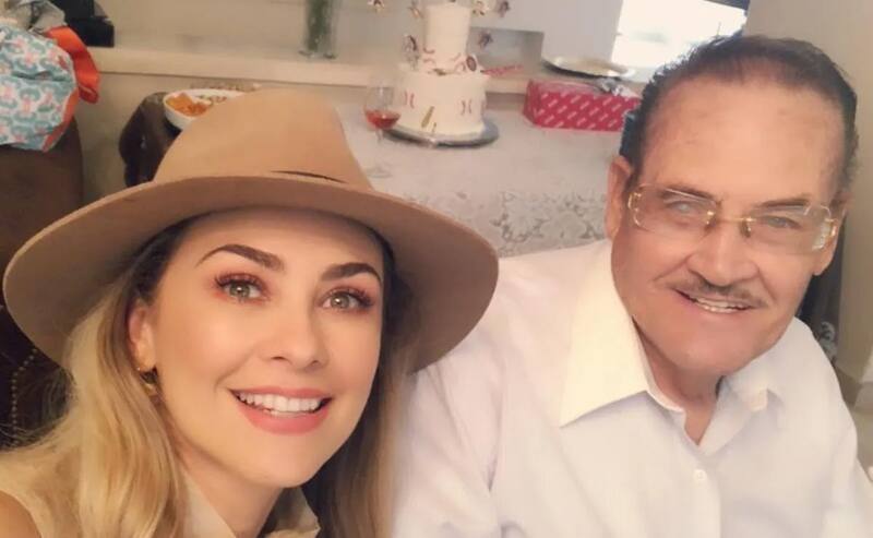 Tras la muerte de su padre, Aracely Arámbula regresa a las redes sociales - Créditos: Instagram