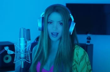 Shakira vuelve a tumbar a Piqué al responder críticas por contenido de su sesión musical
