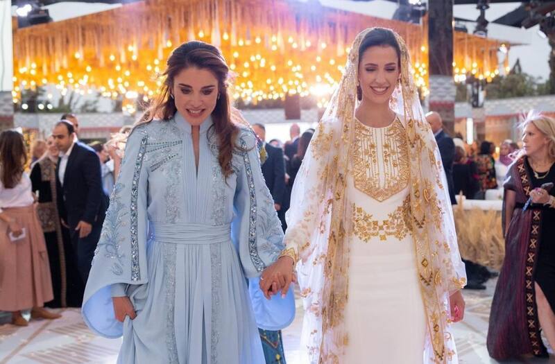 La reina Rania de Jordania le organizó a su futura nuera Rajwa al Saif - Créditos: Instagram