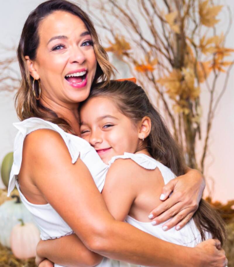 Adamari López le habla con la verdad a su hija - Créditos: Instagram