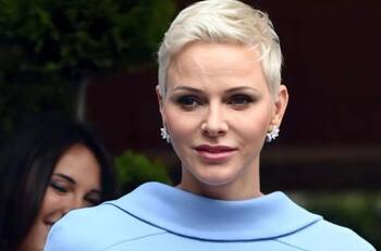 Charlene de Mónaco y el controversial look que usó para estar frente al Papa Francisco