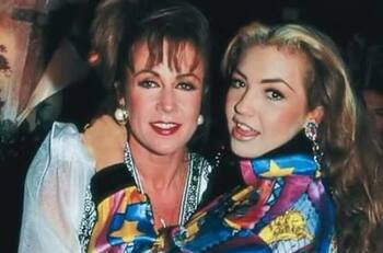 Los momentos más álgidos de Thalía con su hermana, Laura Zapata: todo lo que necesitas saber