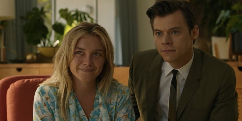 Florence Pugh no se puso muy feliz cuando Harry Styles y Olivia Wilde fueron fotografiados de la mano, afirmó una fuente. - Créditos: Twitter
