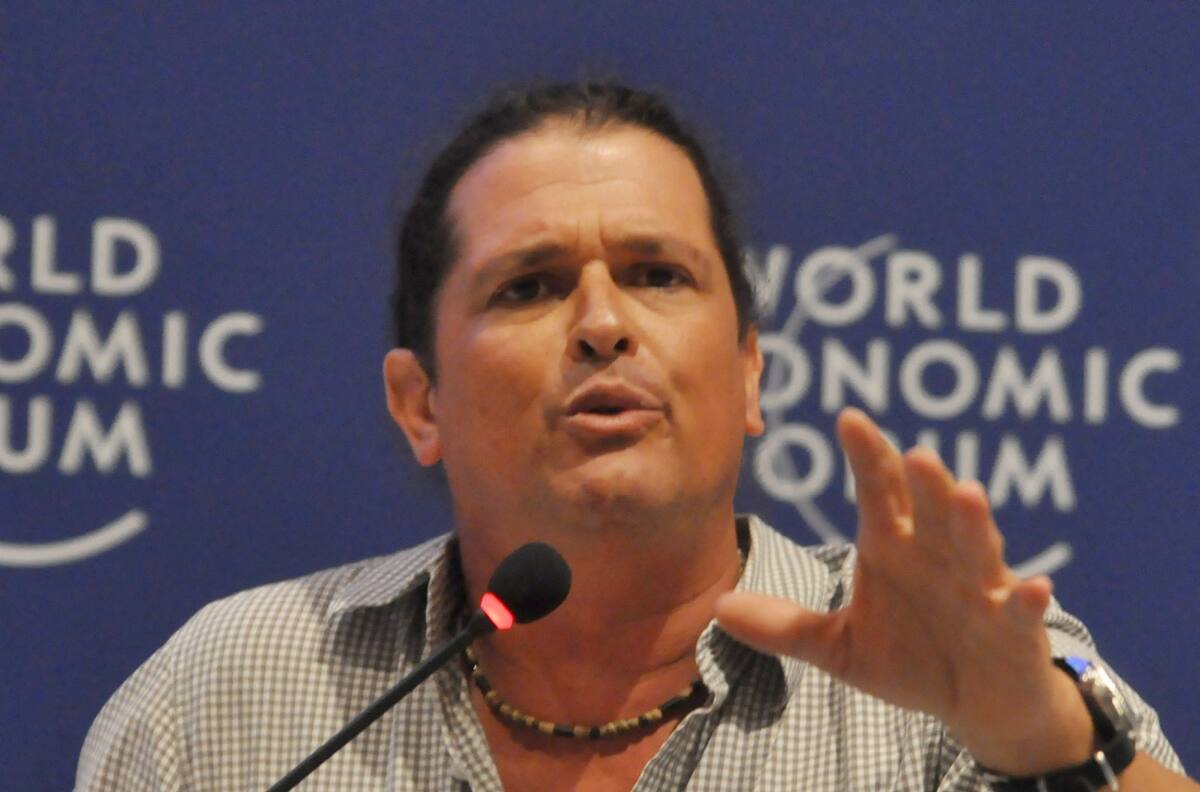 ¡De nuevo problemas familiares! Hermano de Carlos Vives arremete contra el cantante