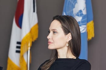 La foto con que Angelina Jolie anunció que deja de trabajar para los refugiados de ONU tras 20 años