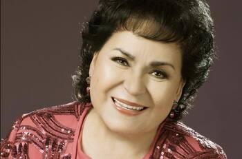 Carmen Salinas sigue mostrando mejoría; ya puede respirar por sí misma