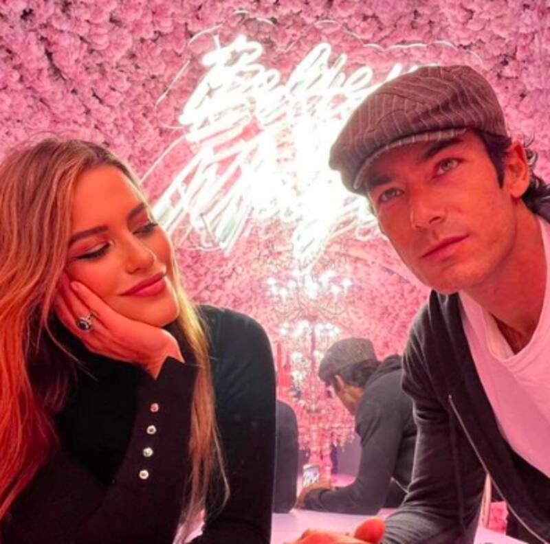 Aarón y Lola llevan una relación muy estable - Créditos: Instagram