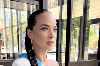 Adamari López sorprende usando traje típico de Turquía