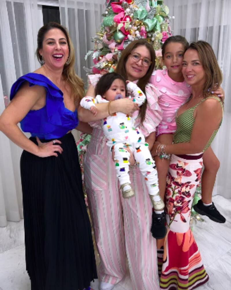Adamari López celebró con amigos Thanksgiving - Créditos: Instagram