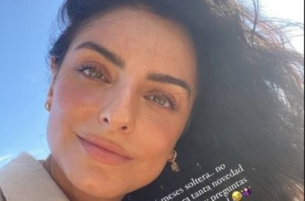 Aislinn Derbez asegura que su noviazgo con el influencer terminó hace muchos meses