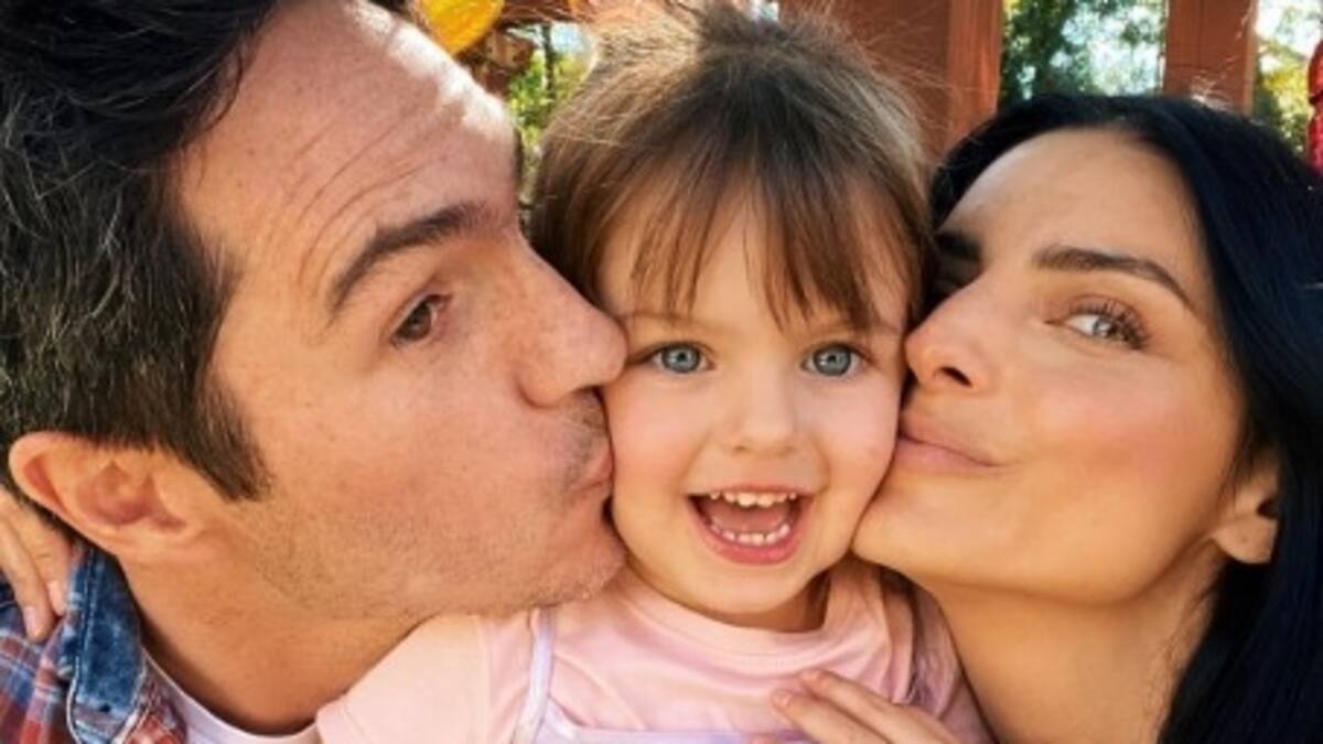 Aislinn Derbez y Mauricio Ochmann juntos de nuevo por su hija Kai