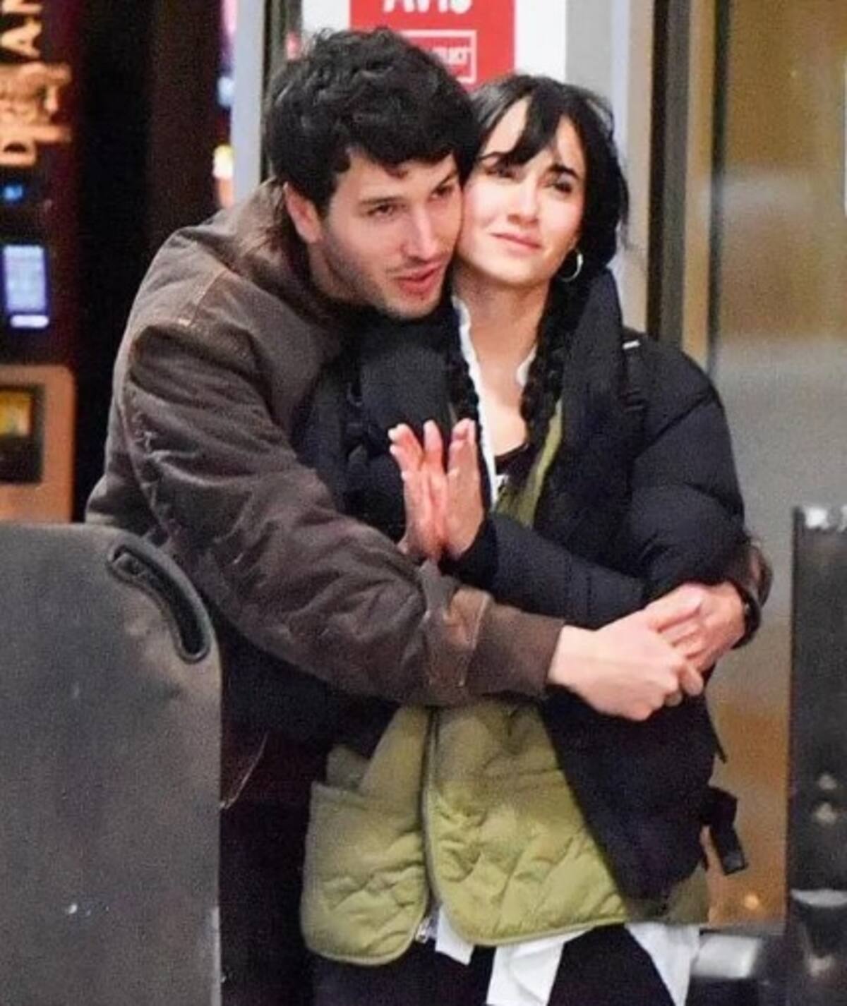 Aitana y Sebastián Yatra desatan su intenso romance en Estados Unidos La pareja de cantantes se dejó ver en Los Ángeles - Créditos: Instagram