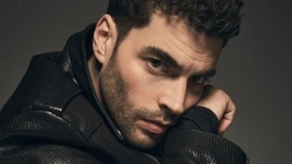 Akin Akinözü, el galán de Hercai y Amor y Traición, se luce ahora como levantador de pesas
