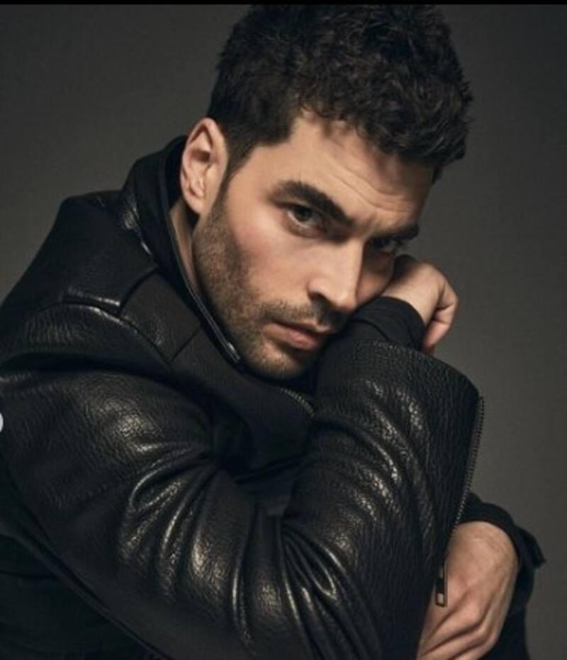 Akin Akinözu, el galán de Hercai y Amor y Traición, se luce ahora como levantador de pesas El actor turco sigue ganando adeptas en Latinoamérica - Créditos: Instagram