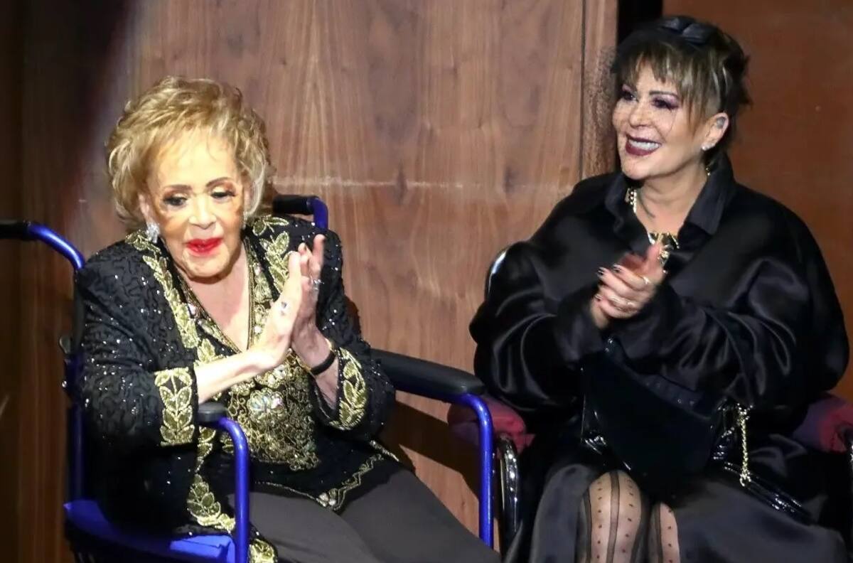 Alejandra Guzmán celebra el Día de las Madres con polémica foto de Silvia Pinal