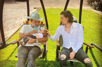 La contagiosa risa de Mía, nieta de Alejandro Fernández, que está conquistando Internet