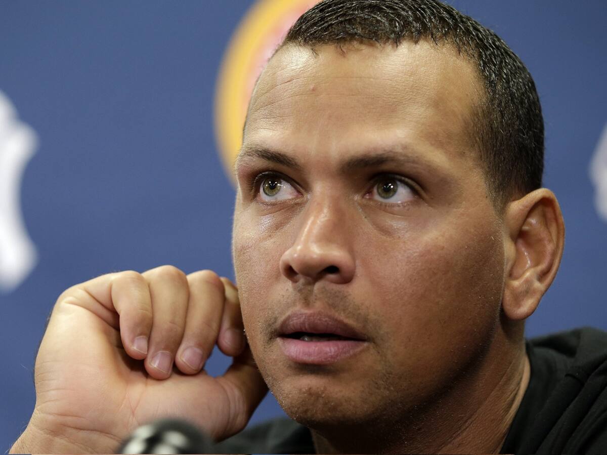 Álex Rodríguez habría vuelto a la soltería y lo mostró a través de sus redes sociales - Créditos: Twitter