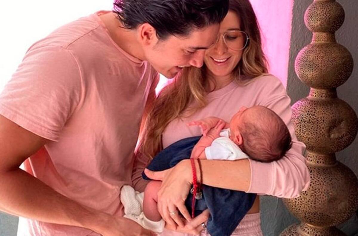 ¡Ya nació Mía! la hija de Alex Fernández Jr y así fue el tierno anuncio