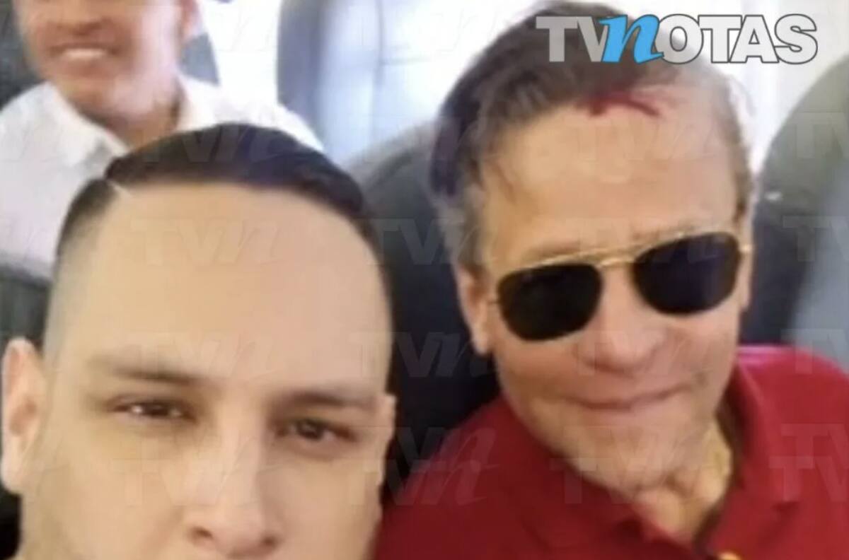 Alfredo Adame recibe paliza en la calle y azafata le presta auxilio durante un vuelo comercial