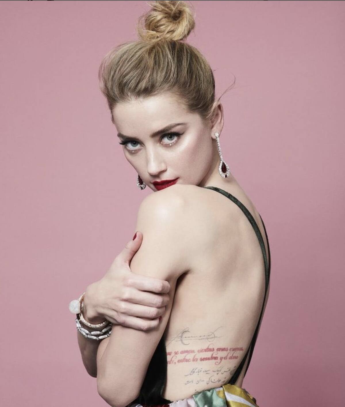 Amber Heard sostuvo un fugaz romance con un actor mexicano - Créditos: Instagram