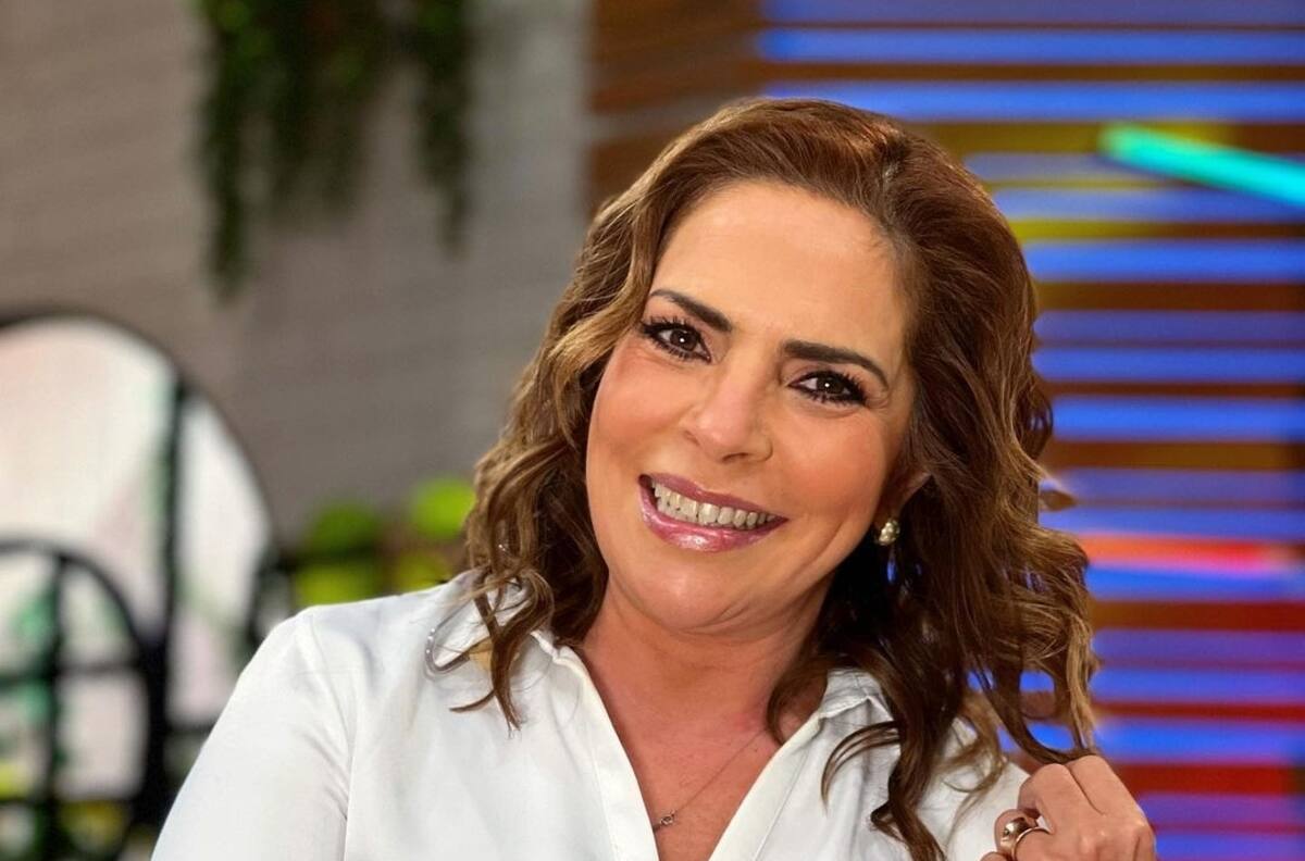 Periodista mexicana responde a quienes la llaman "mentirosa" por datos del hijo de Maxine Woodside