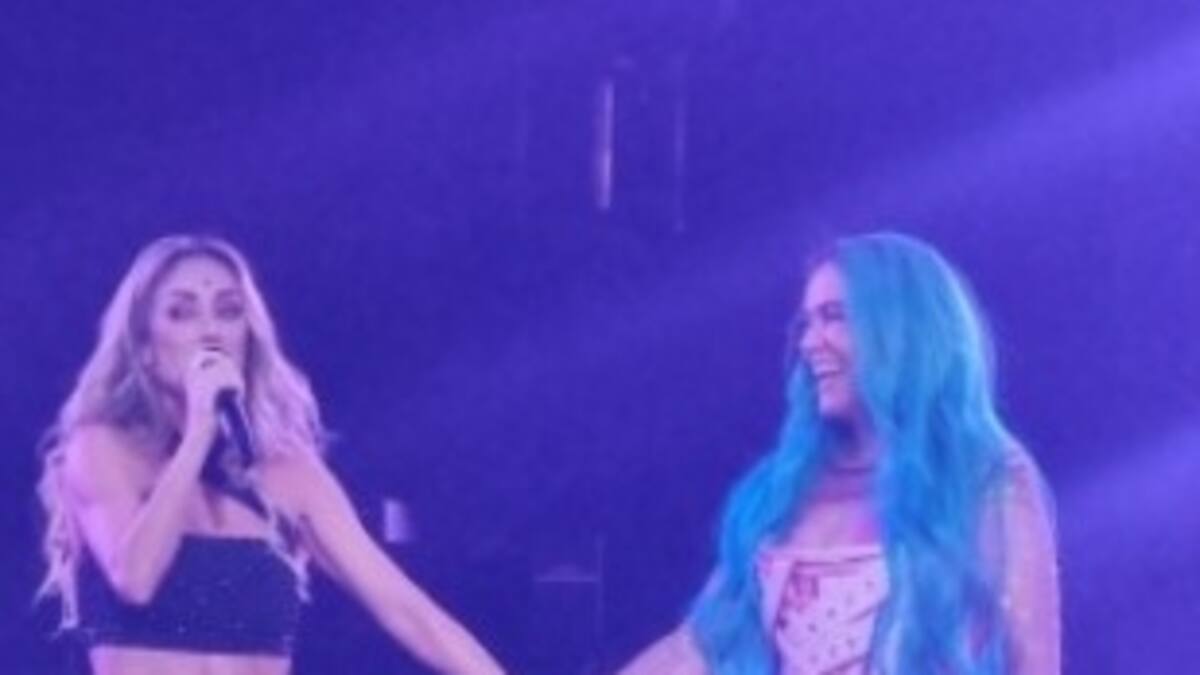Anahí y Karol G sorprenden a los asistentes de la Arena Ciudad de México