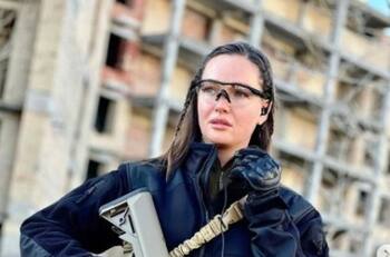 Miss Ucrania aclara si se enlistó en el ejército para defender a su país de la invasión