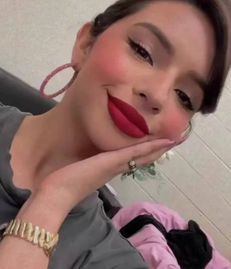 Ángela Aguilar escribe un libro autobiográfico - Créditos: Instagram