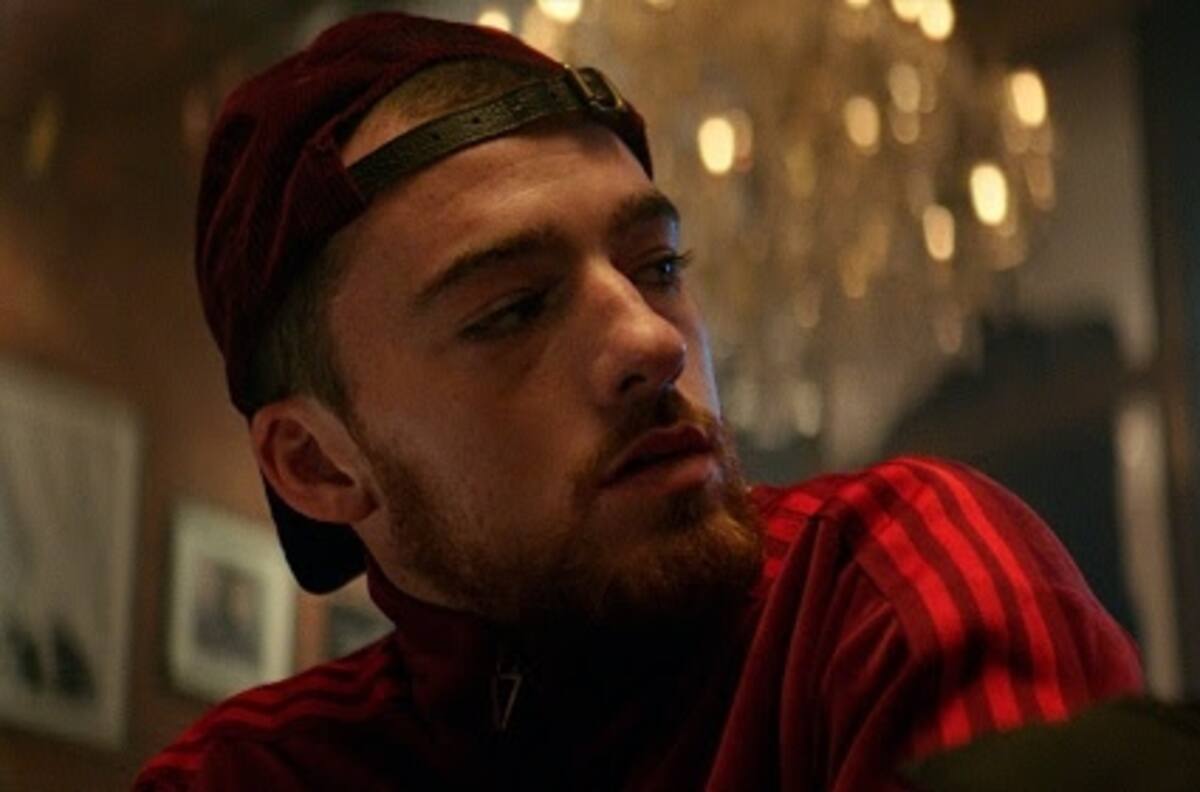 Angus Cloud de 'Euphoria' protagoniza el nuevo videoclip de Karol G y Becky G