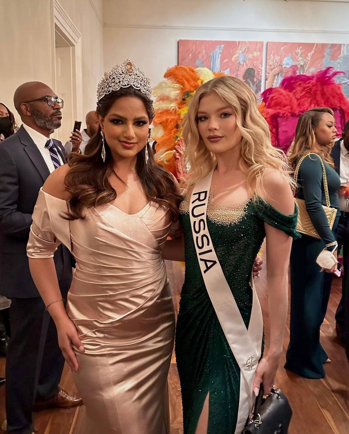 Anne Linnikova asegura que sus compañeras la rechazaron en el certamen de belleza - Créditos: Instagram
