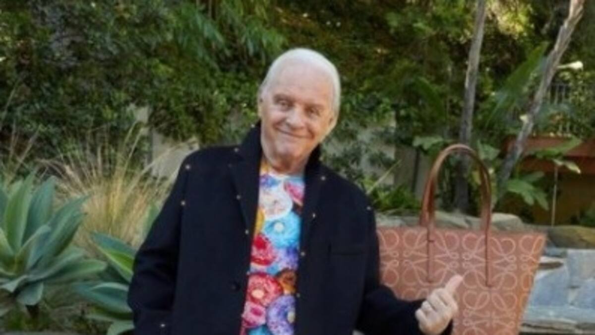 Anthony Hopkins cautiva internet con sus pasos de cumbia