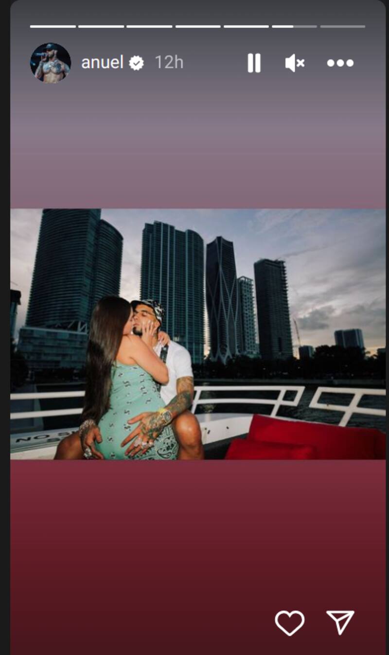 La historia que compartió Anuel con su, posiblemente, nueva novia.