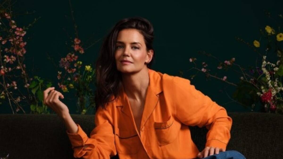 Captan a Katie Holmes circulando por la calle con un aspecto irreconocible