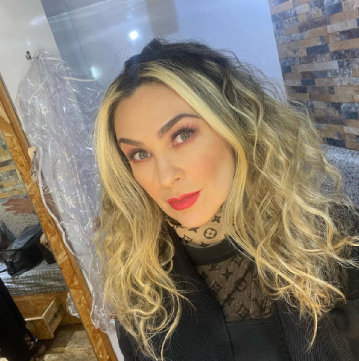 Aracely Arámbula rompe en llanto al recordar a su padre - Créditos: Instagram