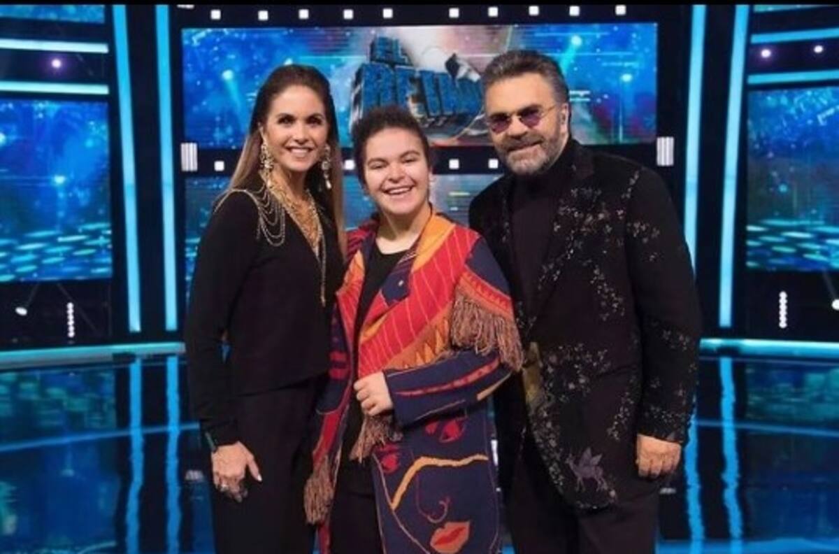 Así es la curiosa relación que tiene Lucerito Mijares con las nuevas parejas de sus papás