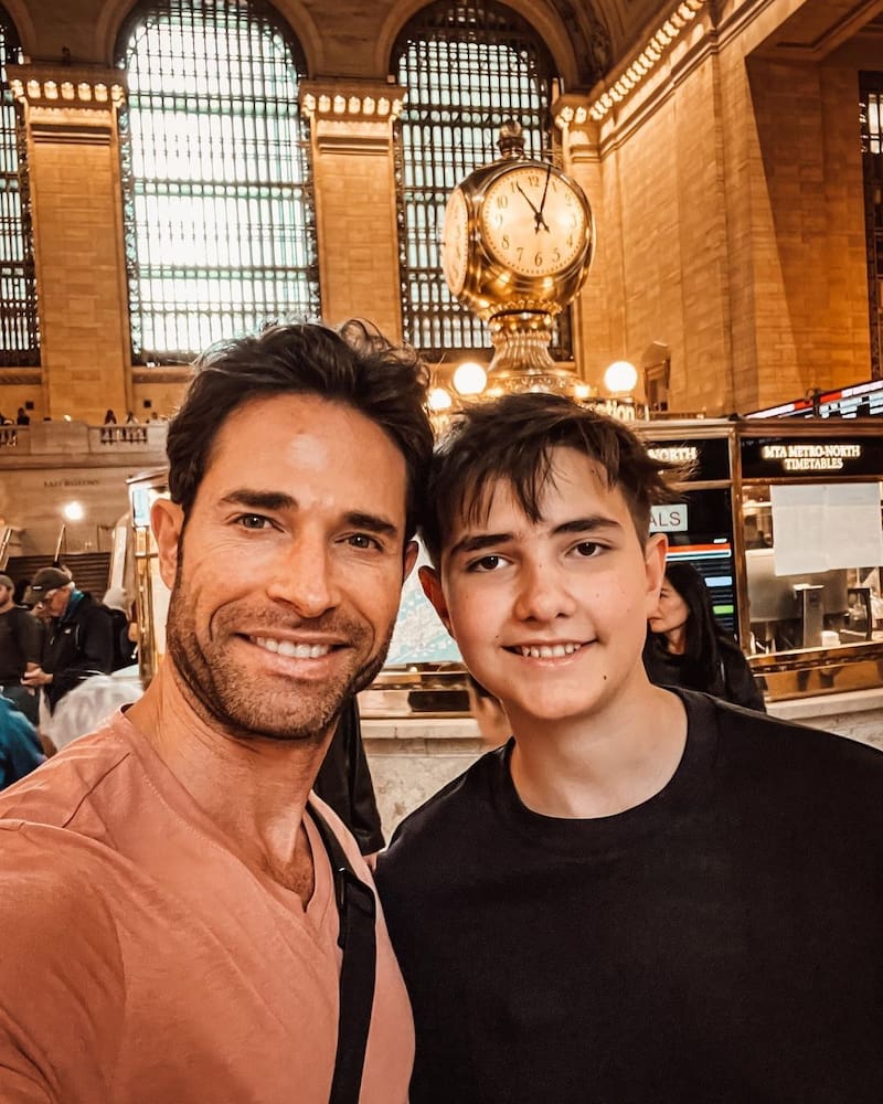 Así luce el hijo de Sebastián Rulli El actor recurrió a sus redes sociales para presumir a su hijo - Créditos: Instagram