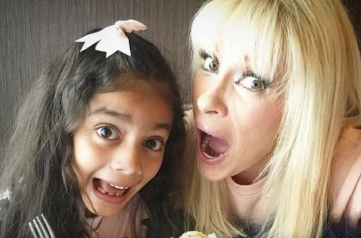 Así luce Camila, la hija adoptiva de Yuri, que a los 13 años ya es toda una adolescente