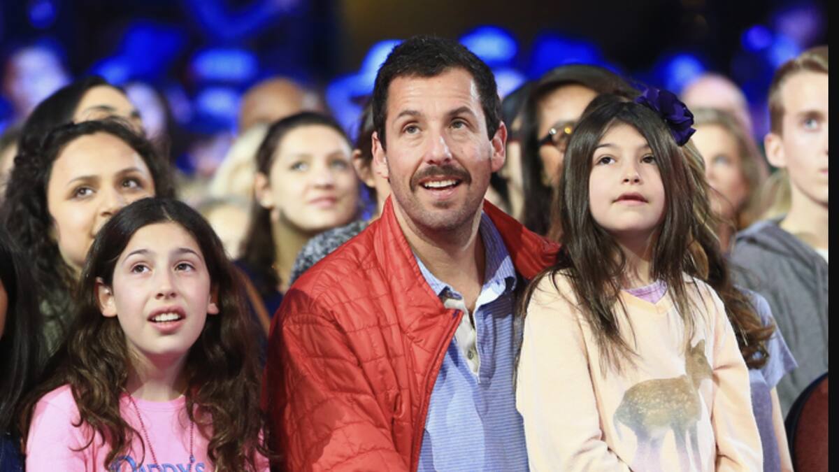 Así lucen actualmente las hijas casi desconocidas de Adam Sandler ¡Parecen modelos!