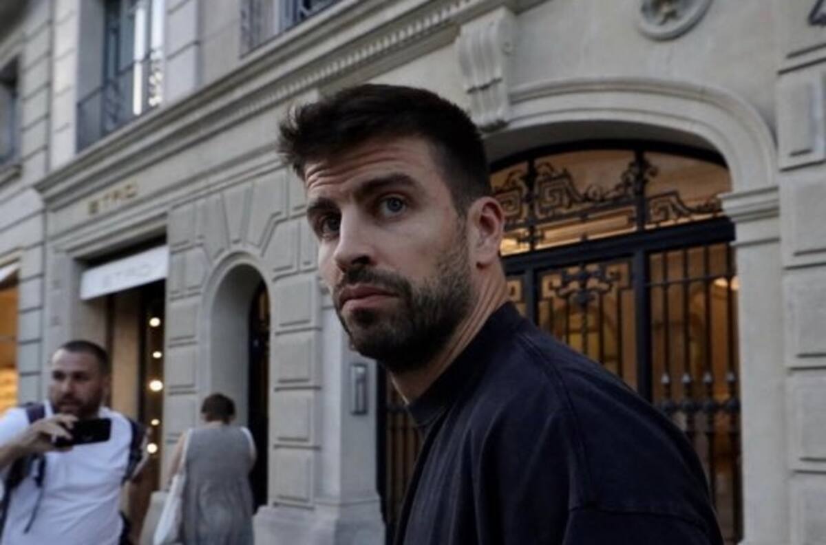 Piqué hace gala de su sangre fría cuando lo encaran sobre Shakira y Clara Chia