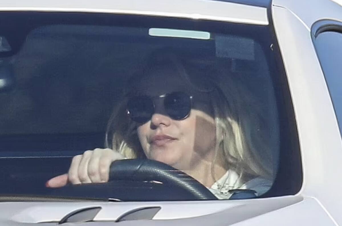 El peligroso incidente que tuvo Britney Spears en plena autopista; la policía la tuvo que auxiliar