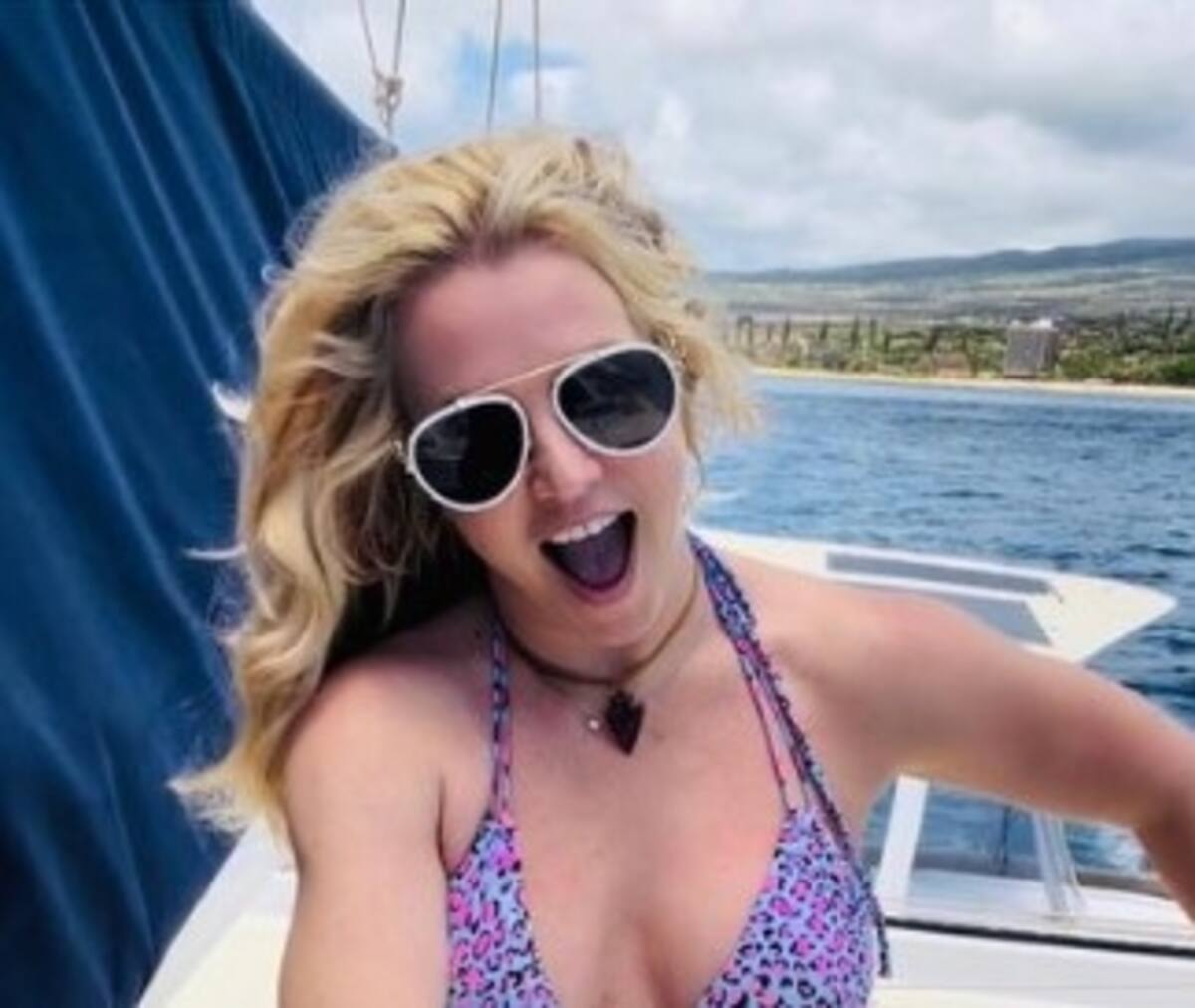 Britney Spears vuelve a humillar a sus hijos al volver a aparecer sin ropa La cantante mantiene sus costumbres, pese a lo que sienten sus hijos. - Créditos: Instagram