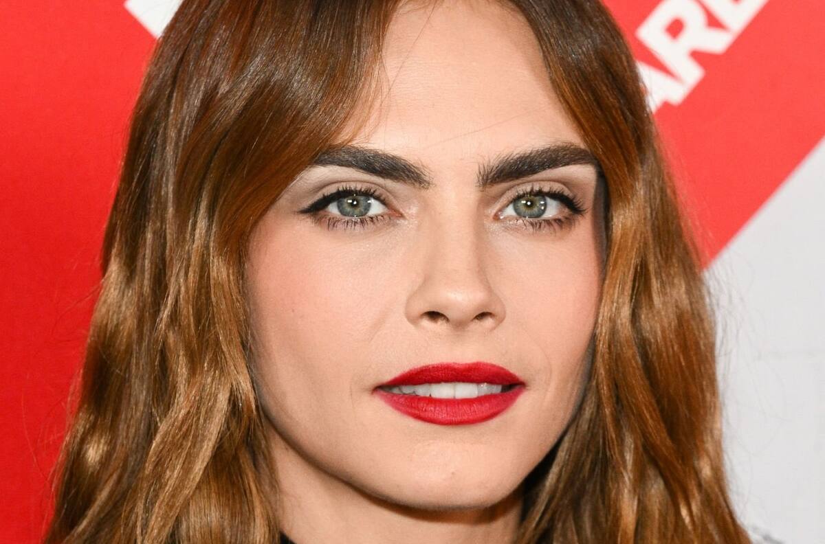 Cara Delevingne vuelve a las alfombras rojas tras haber preocupado con su apariencia